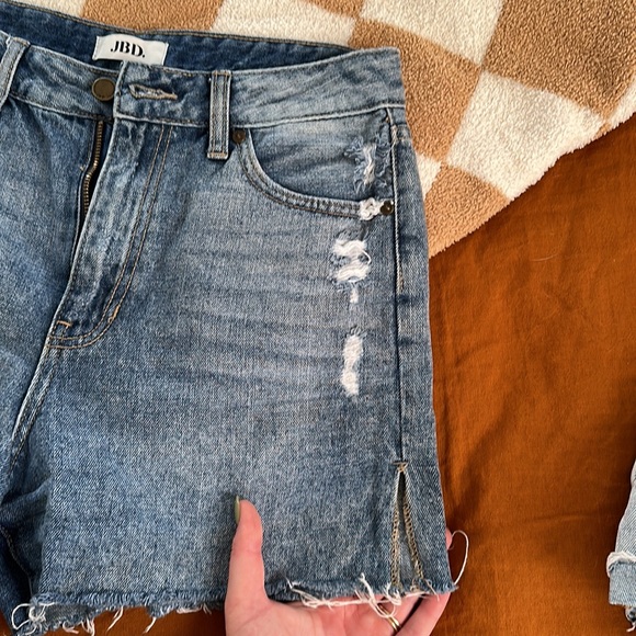 Just Black Denim Shorts - Picture 4 of 5